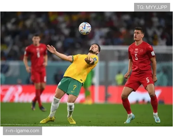 丹麦队挺进世界杯16强：战术调整奏效，团队韧性成晋级关键