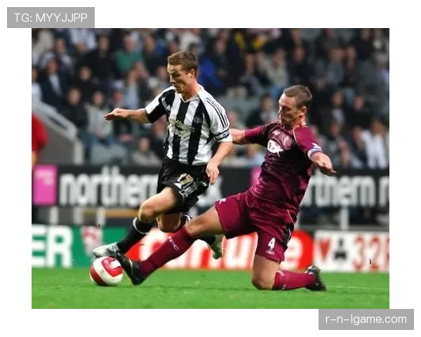 帕克助樱桃队力克强敌，英超赛季表现抢眼引关注