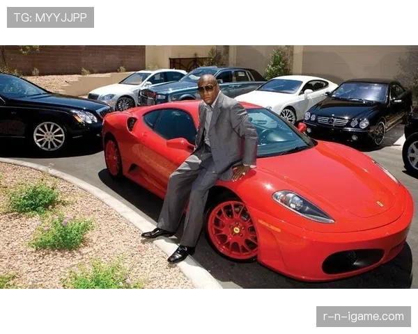 梅威瑟又晒新表了，这得花掉他一场比赛的零头吧？